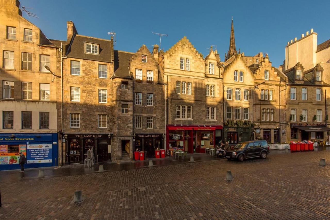 Altido Unique & Stylish Grassmarket Apt - Close To Castle เอดินบะระ ภายนอก รูปภาพ